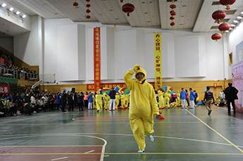 树巾帼时代形象 展恒运女性风采 恒运能源集团参加天津开发区第二十八届“三八健康杯”趣味运动会